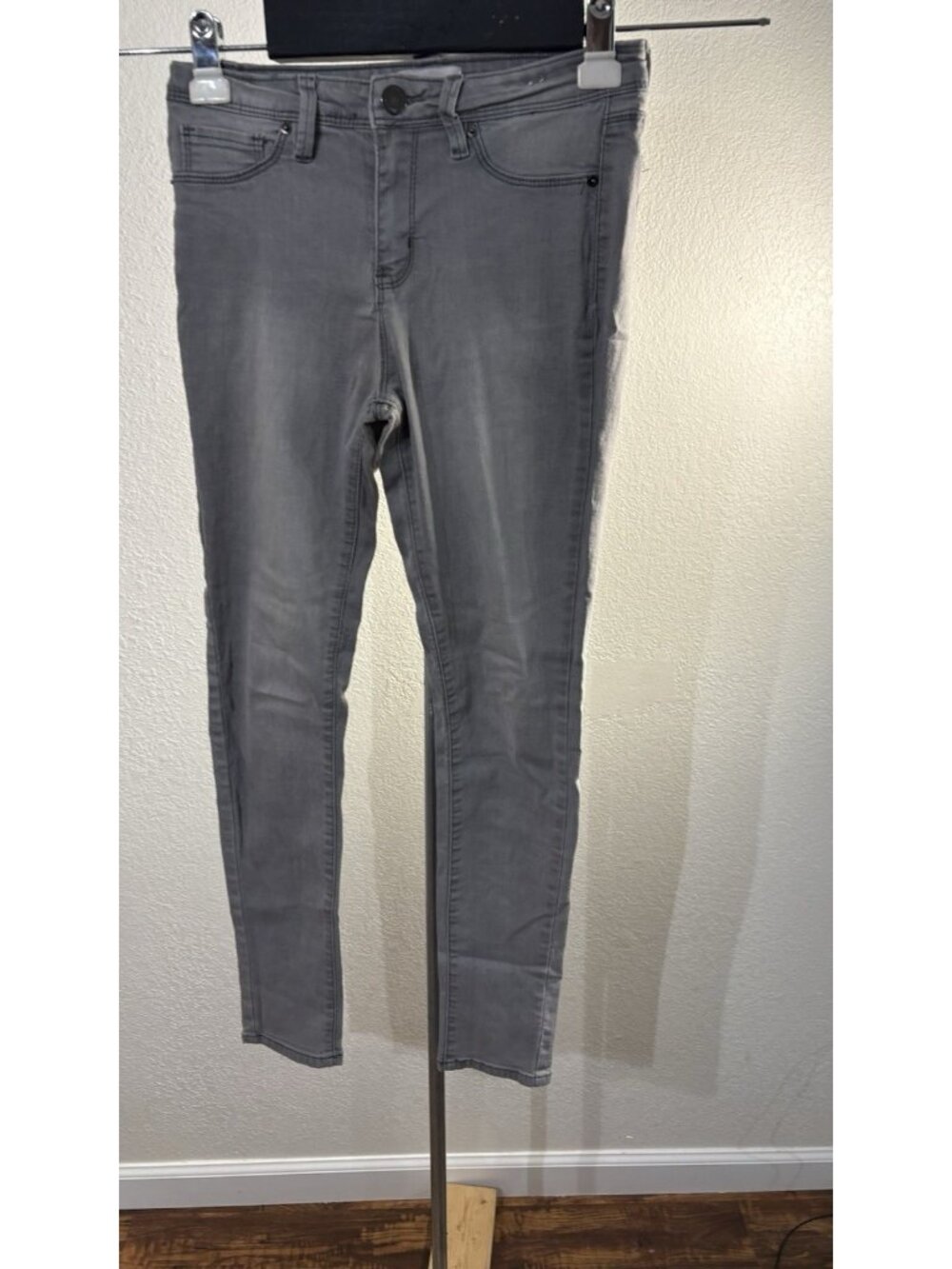 YMI Skinny Gray Jeggings Jeans Size 5 Light Gray Denim Pants 26X28